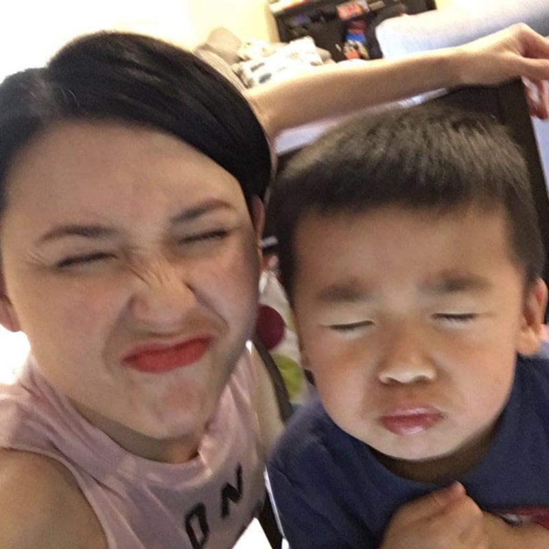 身段完勝後生女！至fit婆婆劉美君曬超完美腹肌