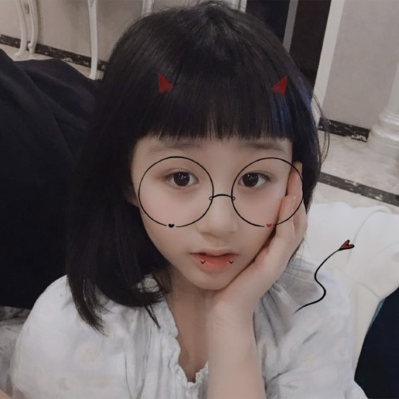 吳啟華10歲女兒近照曝光清秀可愛有爸爸風範