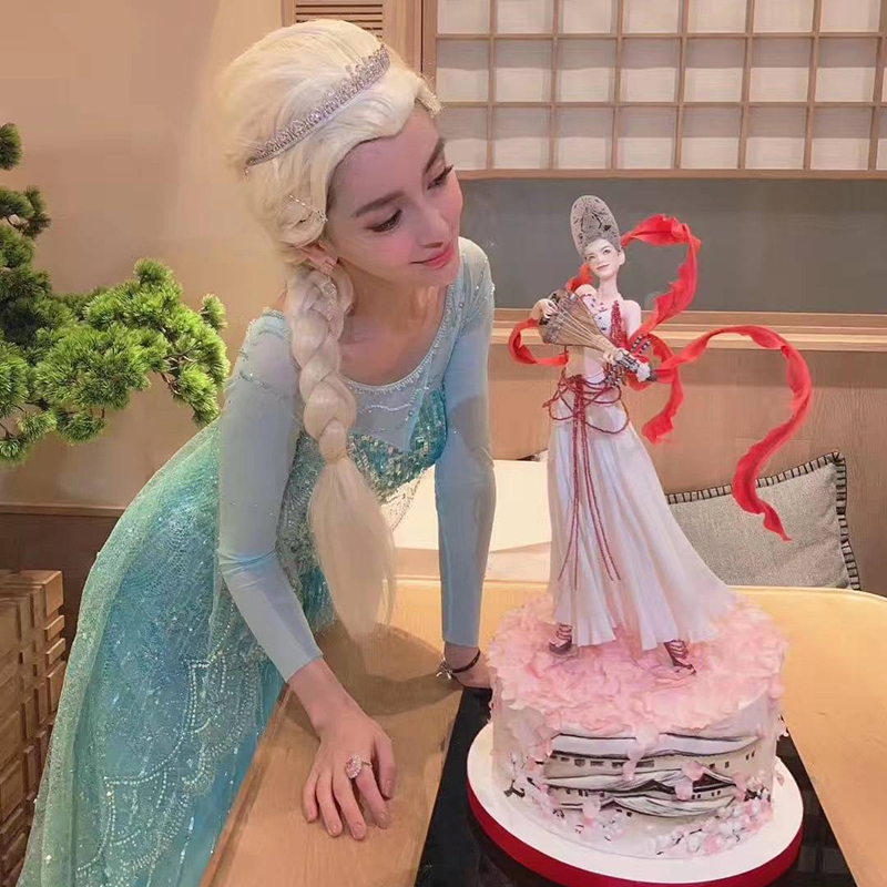 angelababy楊穎生日會細佬楊帆keven現身