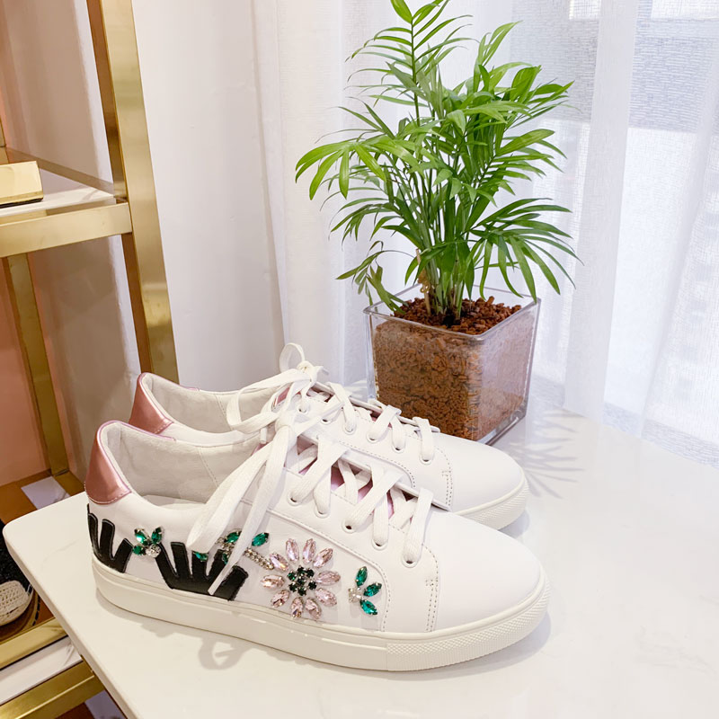 VIENNII MILAN 昌記鞋店
