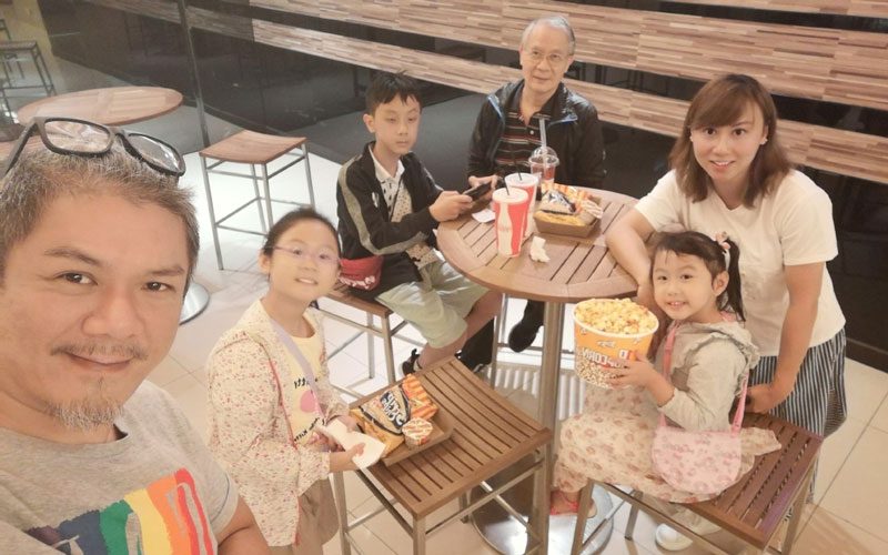 彭家麗細佬彭皓鋒離開大台封加國影帝