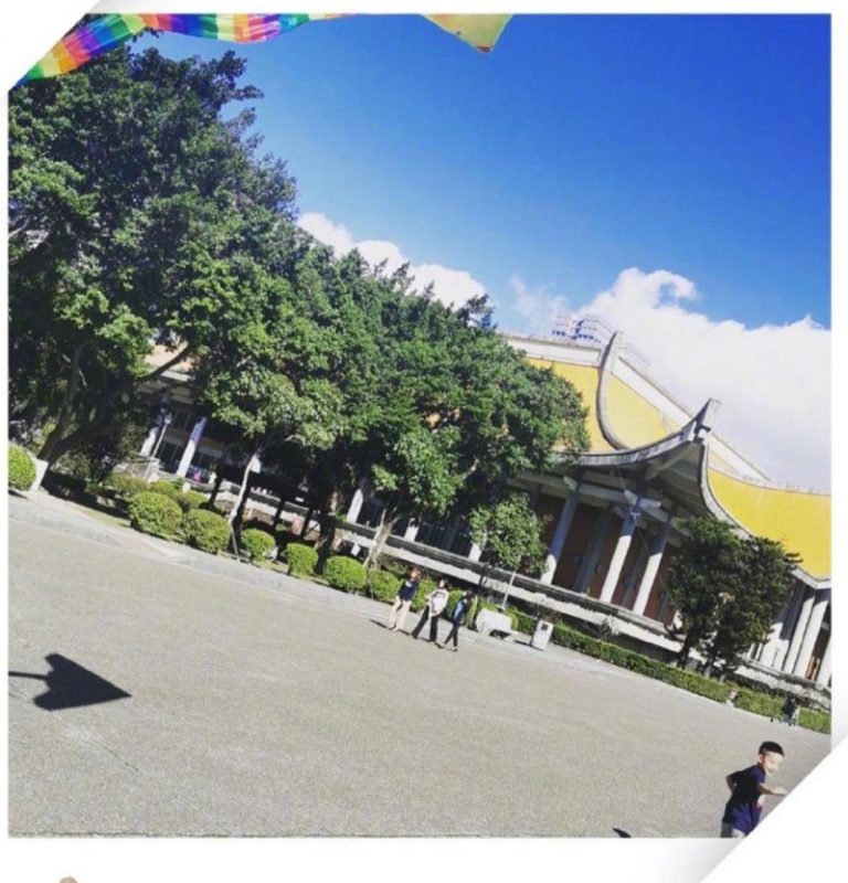 應采兒陳小春兒子赴台讀幼稚園JASPER