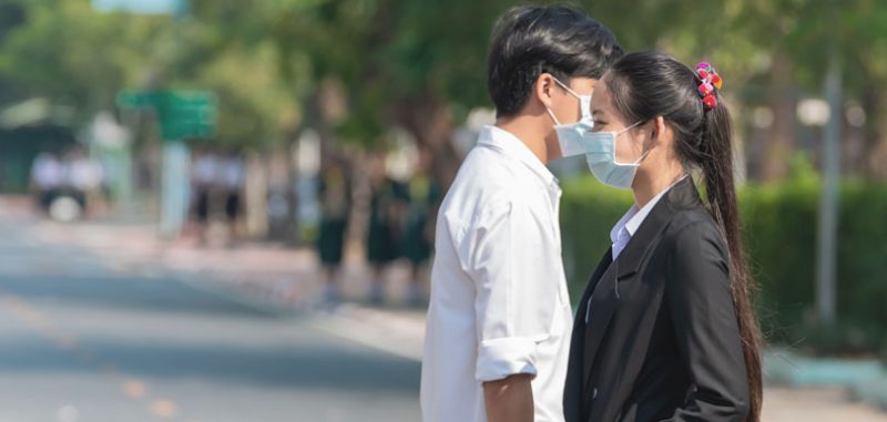 口罩短缺港人自救！袁國勇：洗潔精有效溶解病毒脂肪膜