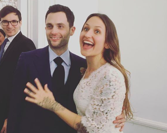 Domino Kirke 與 Penn Badgley