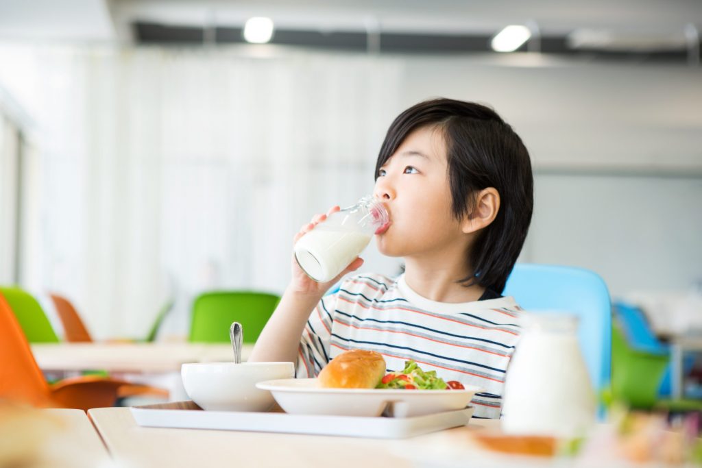 【吃魚油會變聰明？】小朋友需要進食營養補充品嗎？