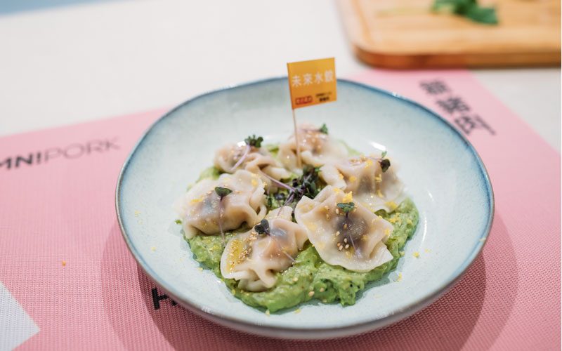 清新創意素食食譜：香檸芝麻牛油果醬沾餃子