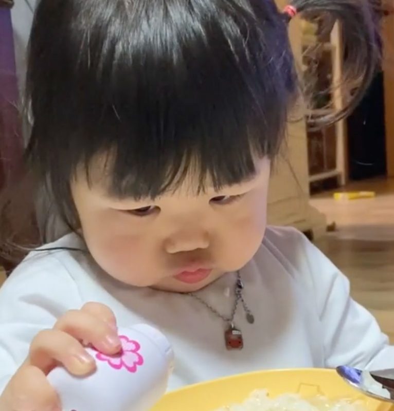 韓國厭世妹妹網上爆紅