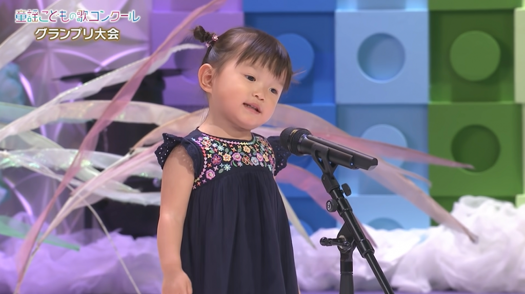 太妍都扮佢！日本妺妹童音獻唱超得意感動人心
