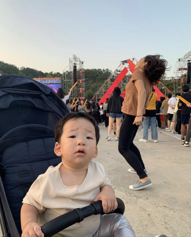 【圖輯】「爆seed媽」李美度近況 ：壓力山大仍然笑着面對