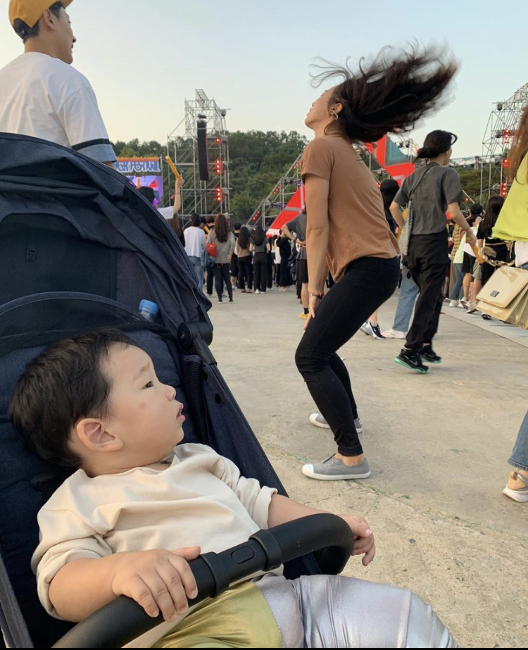 【圖輯】「爆seed媽」李美度近況 ：壓力山大仍然笑着面對