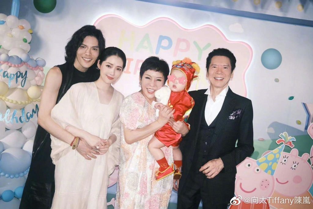 郭碧婷 向佐 向太