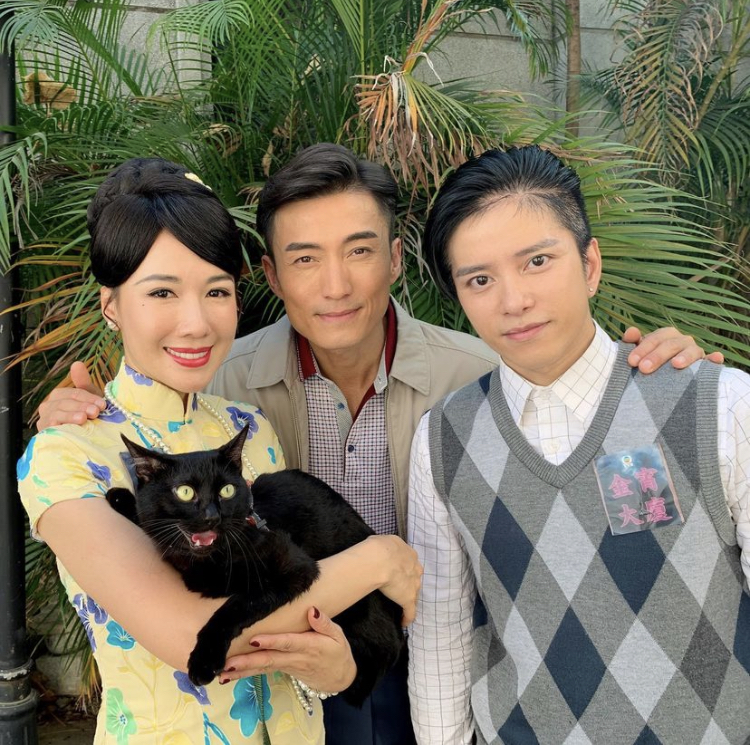 靚寶與明星合照相集
