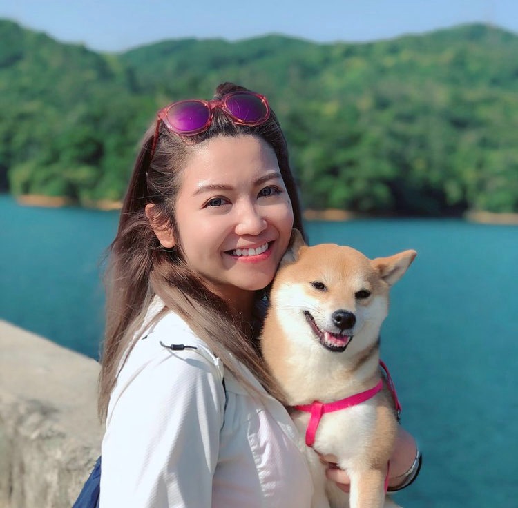 娟姐練美娟為愛犬烏冬慶祝8歲生日