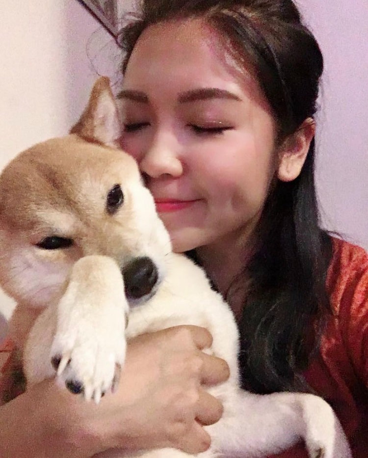 娟姐練美娟為愛犬烏冬慶祝8歲生日