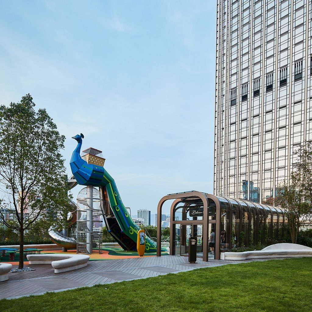 K11 Musea 天台花園 Bohemian Garden 孔雀主題遊樂場