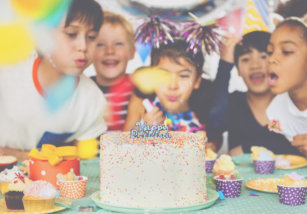 8歲男童生日派對後一週離奇死亡 父母被告知原因後超後悔