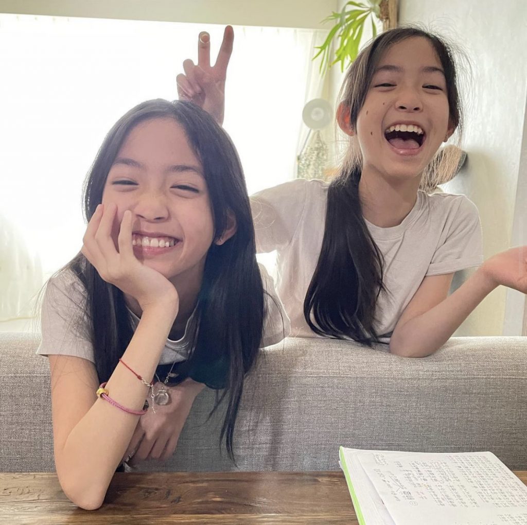 11歲網紅孖女房間裝攝錄機媽媽被轟侵犯私隱