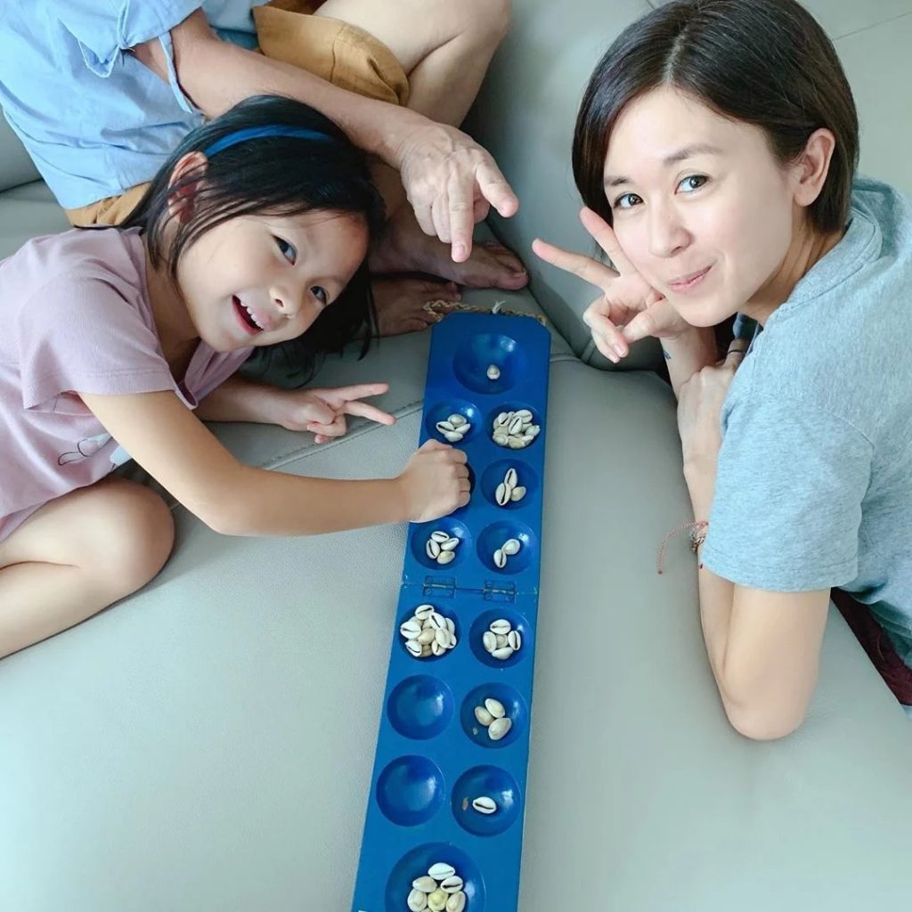 唐寧 移民 教養