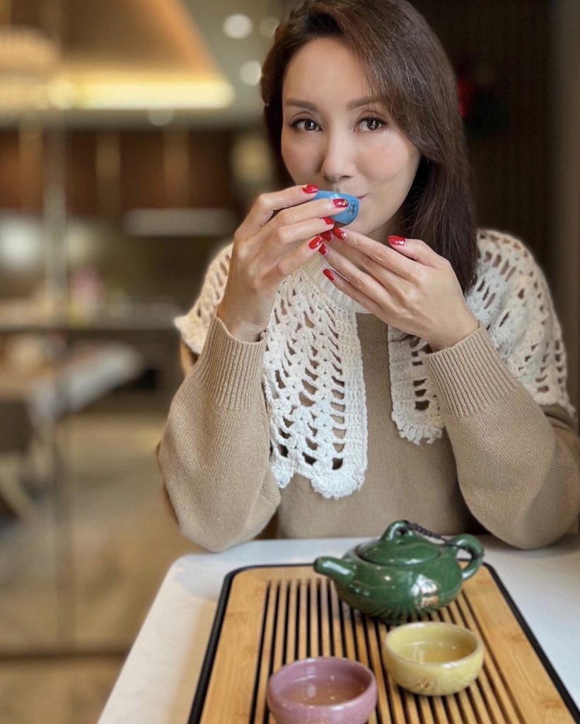 郭可盈 凍齡秘訣 多喝水 茗茶