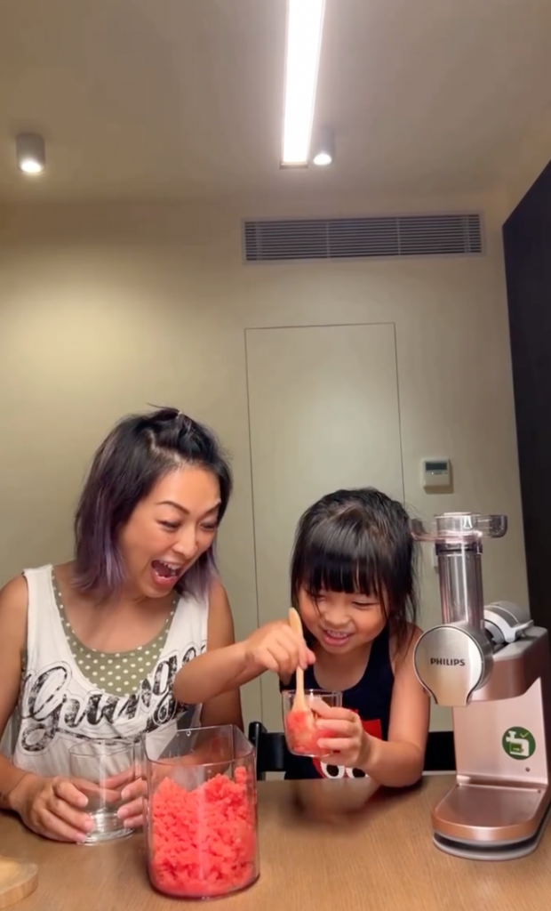 小孩做家務