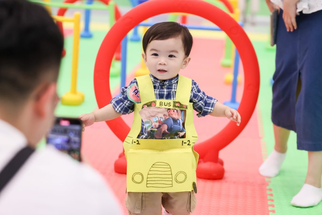 CoComelon「BB爬行及幼童障礙賽」參賽者