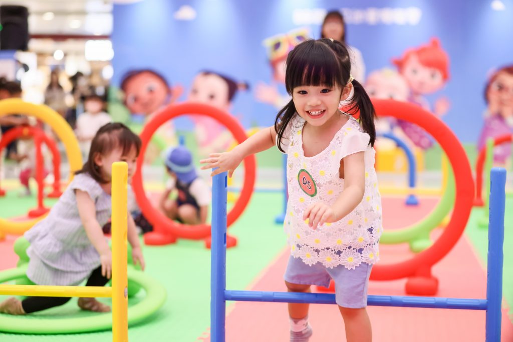 CoComelon「BB爬行及幼童障礙賽」參賽者