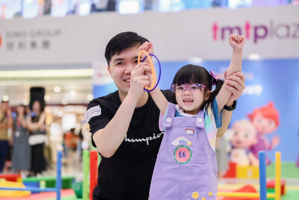 CoComelon「BB爬行及幼童障礙賽」參賽者