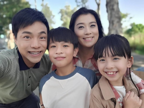 去年播出劇集《法證先鋒V》當中，與仔仔郭皓琛一起演出飾演母子。（黃宗澤、袁偉豪、蔡思貝、洪永城、蔡潔及王敏奕主演）。