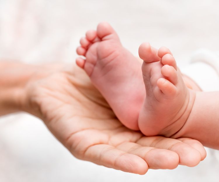 獨一無二的足跡！必知4個醫院為初生BB蓋腳印的真正用途 原來腳印可保護嬰兒身分安全