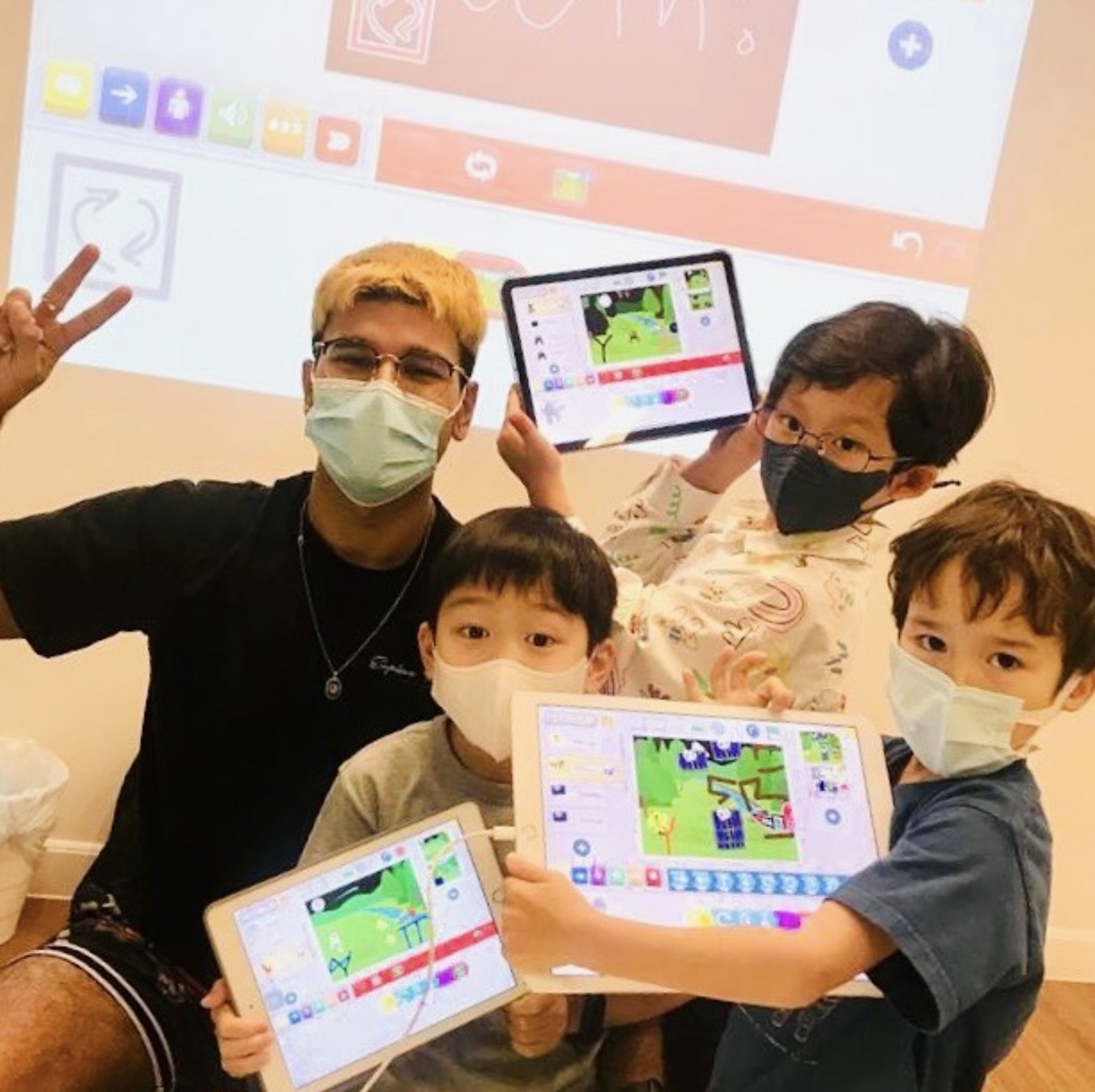 cobo Academy夏令營:學習Microsoft及Minecraft電腦編程(對象年齡:4至16歲)