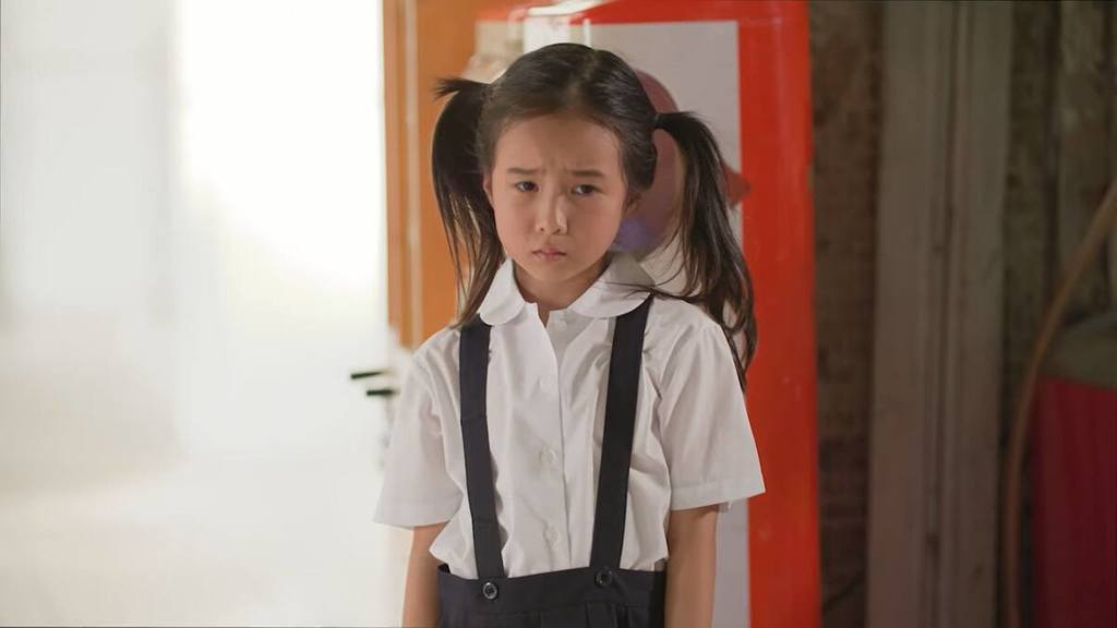 吳忻熹 星二代 子女教養 名小
