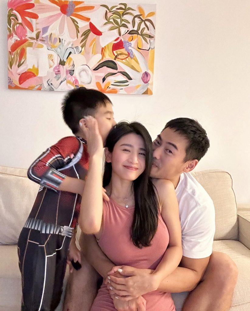 Coffee林芊妤 產後 挺胸