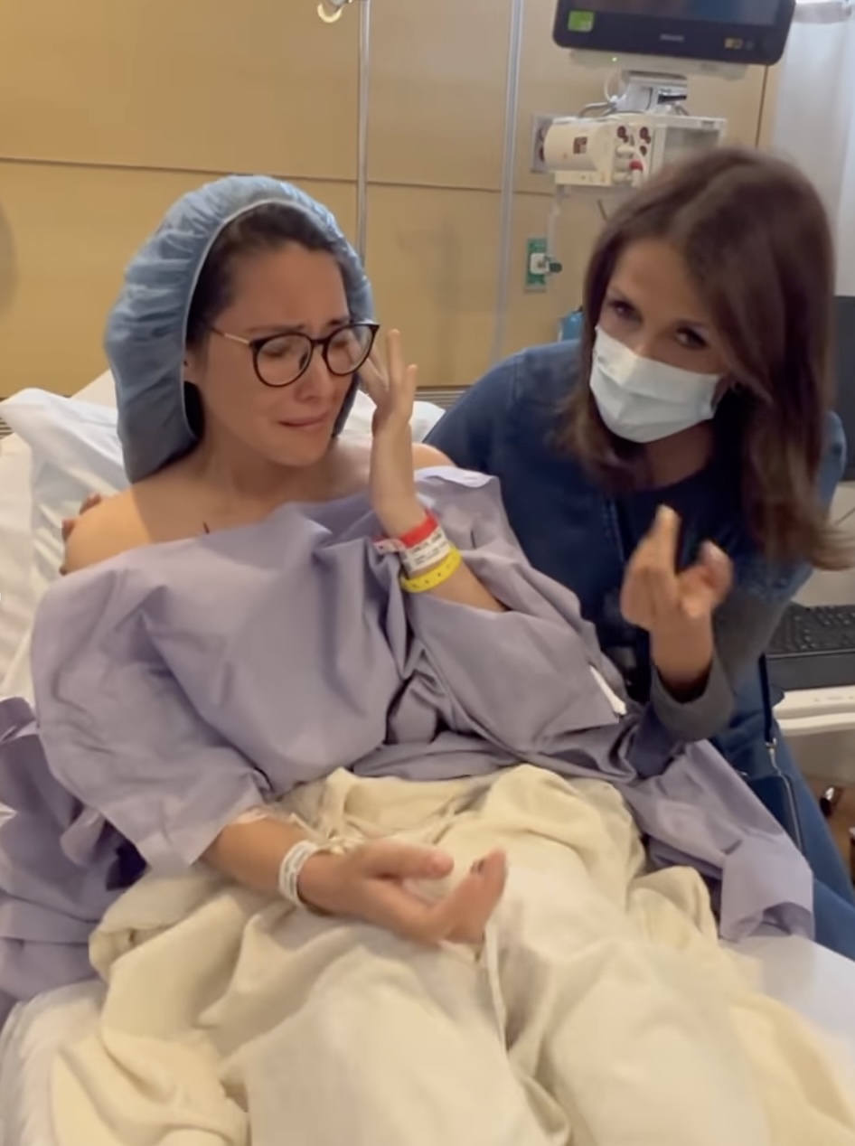X-MEN美國女星奧莉花美恩（Olivia Munn）在確診乳癌後進行了4次手術。（圖片來源：IG@oliviamunn）