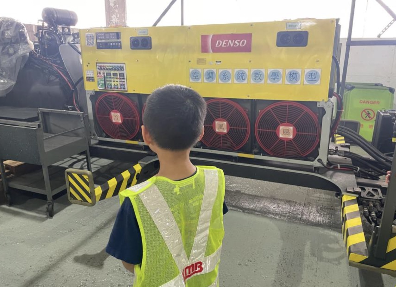 參觀巴士廠 KMB九巴車廠