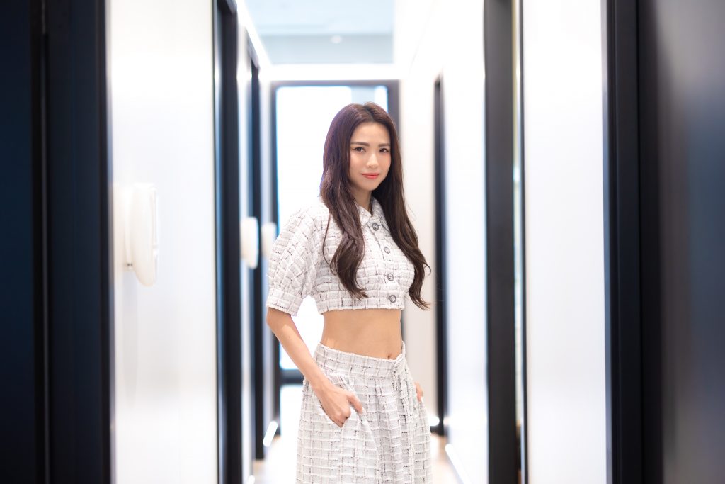 shemomCeleb 黃婉君 Rosanne