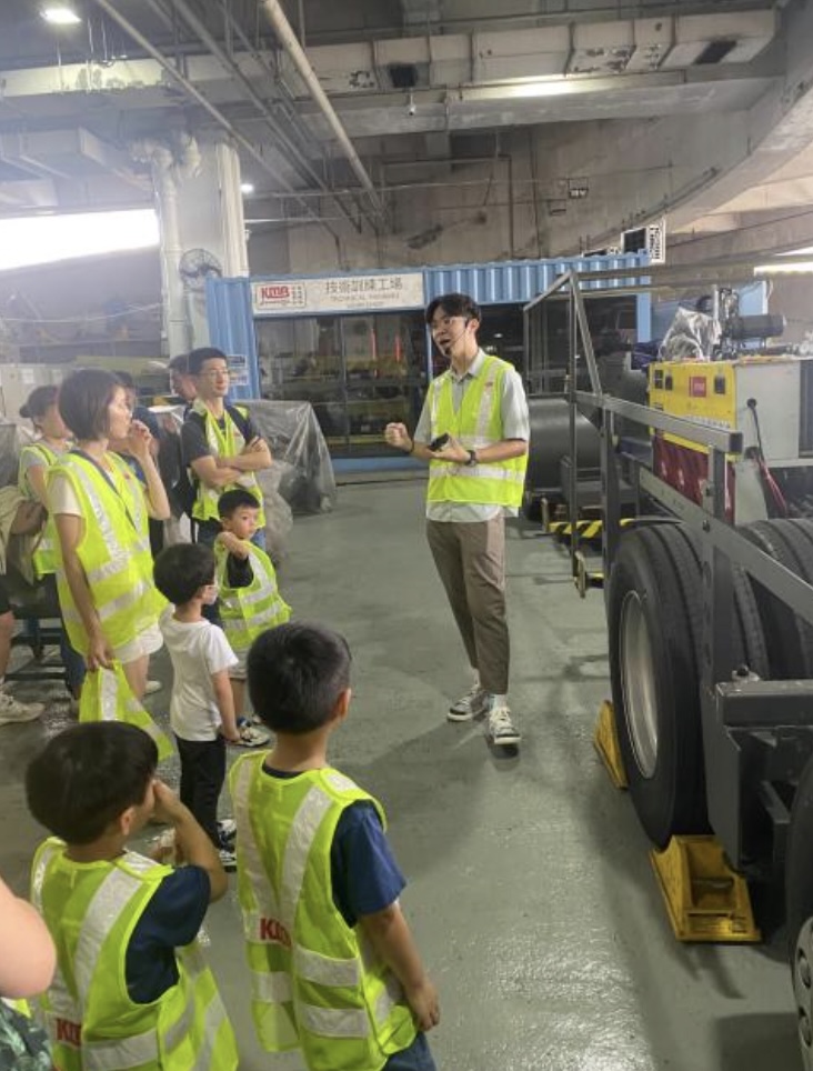 參觀巴士廠 KMB九巴車廠