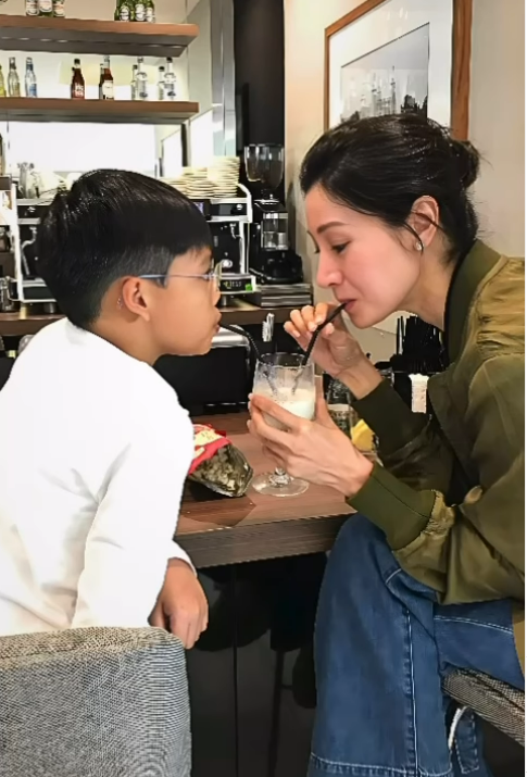 (圖片來源：IG@michele_monique_reis)