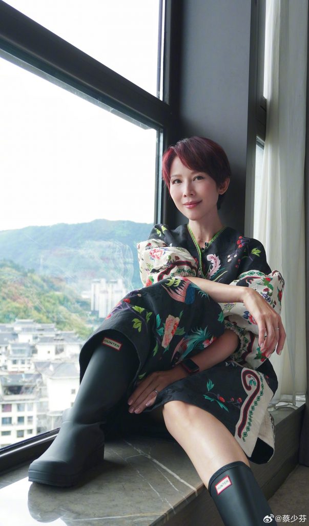 蔡少芬 星二代 國際學校