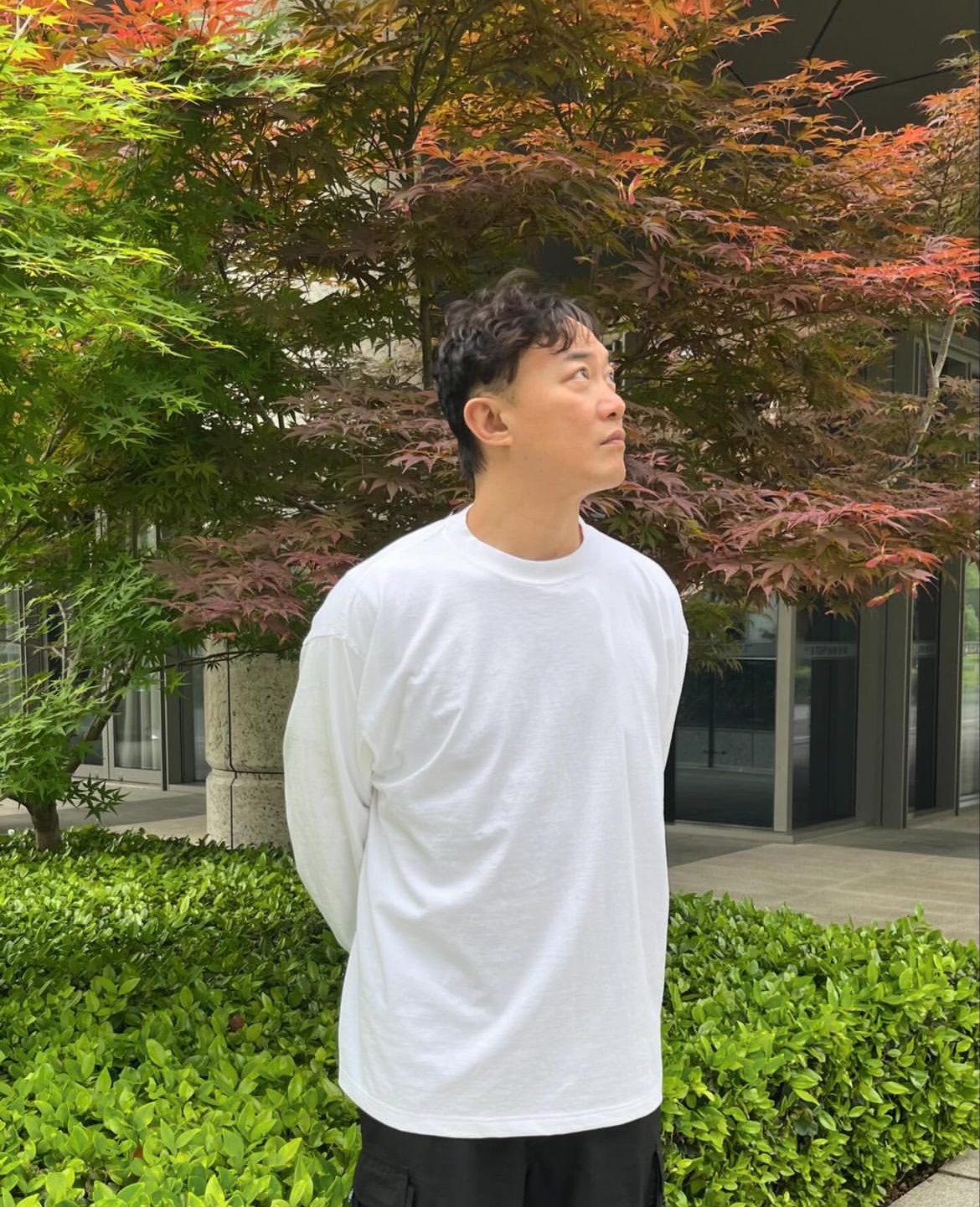 喜愛戶外運動的陳奕迅打網球中暑暈倒,下巴受傷見骨縫逾30針。(圖片來源:IG@mreasonchan)