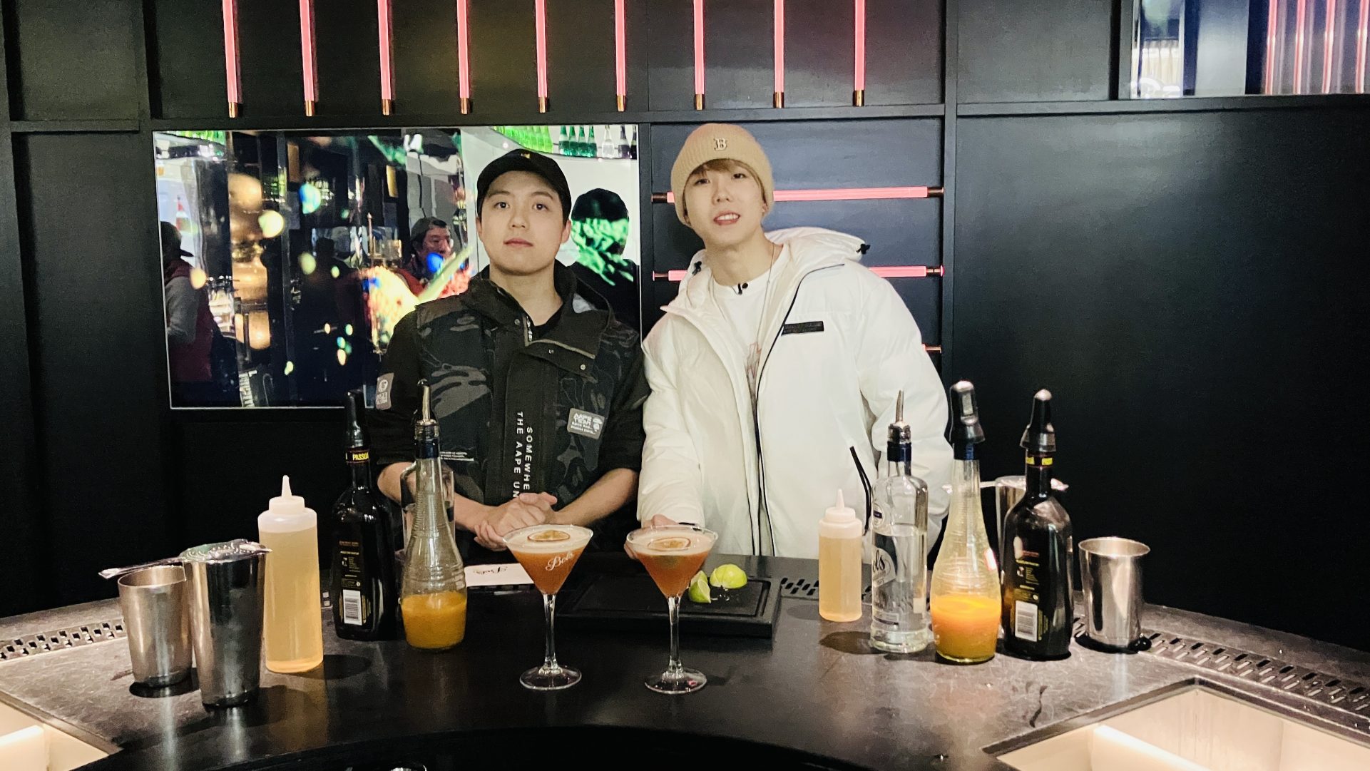 Marco與細佬Manson參與綜藝節目《巴絲Let’s go歐》前往荷蘭拍攝節目。