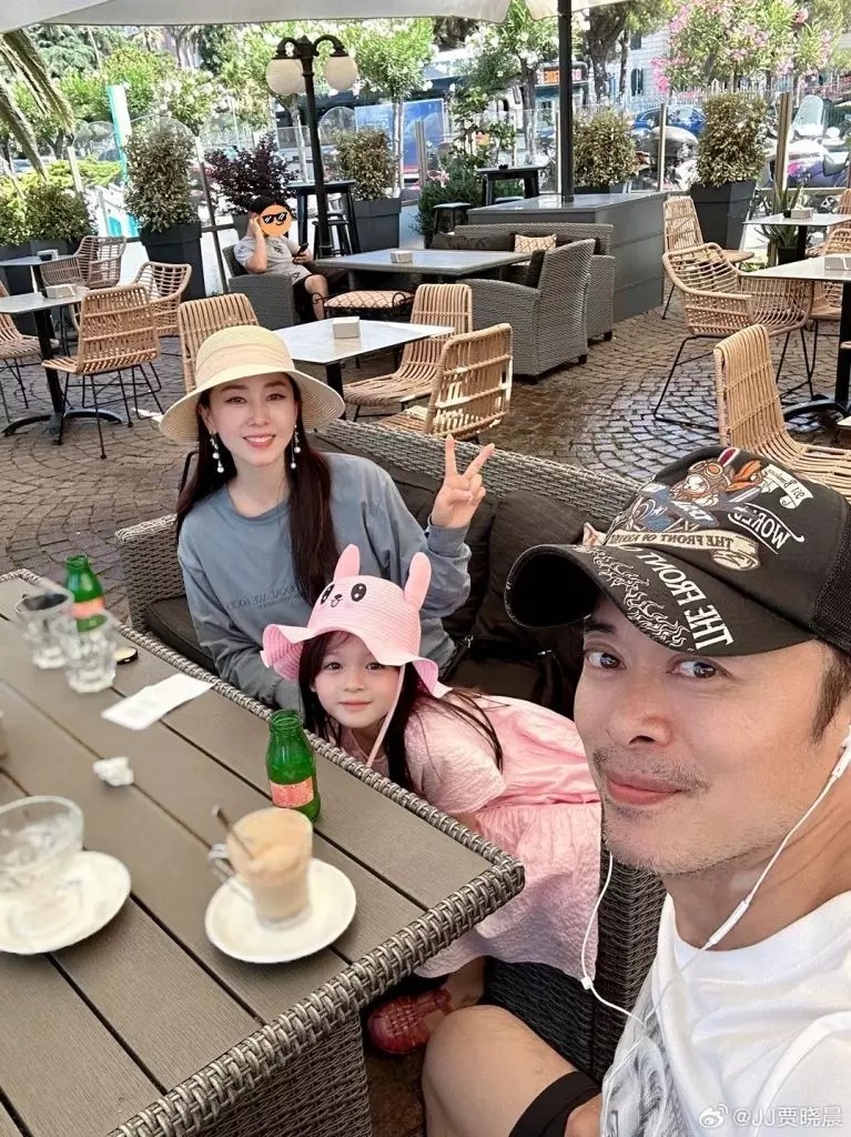 賈曉晨 小飯兜 子女教養 育兒 港孩