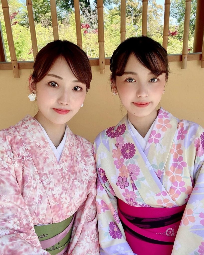 日本44歲KOL Ayumi 與女兒合照一度成為網絡熱搜，獲讚似足兩姊妹。(圖片：IG@ayumi_kawabata_0822)