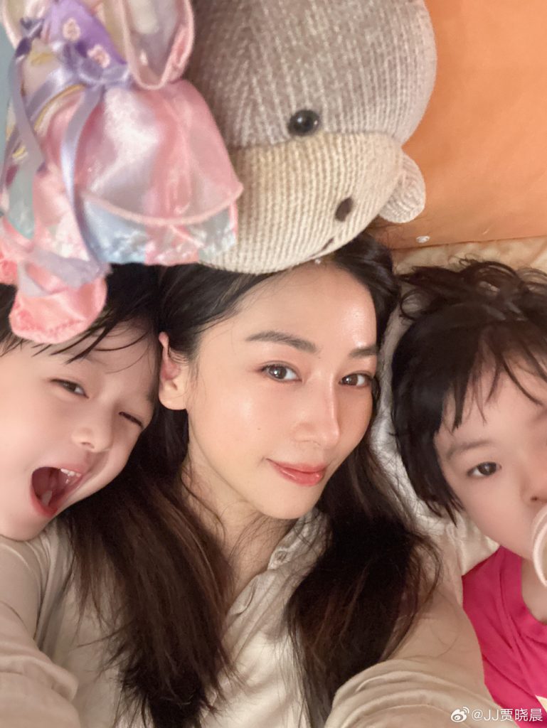 賈曉晨 小飯兜 子女教養 育兒 港孩