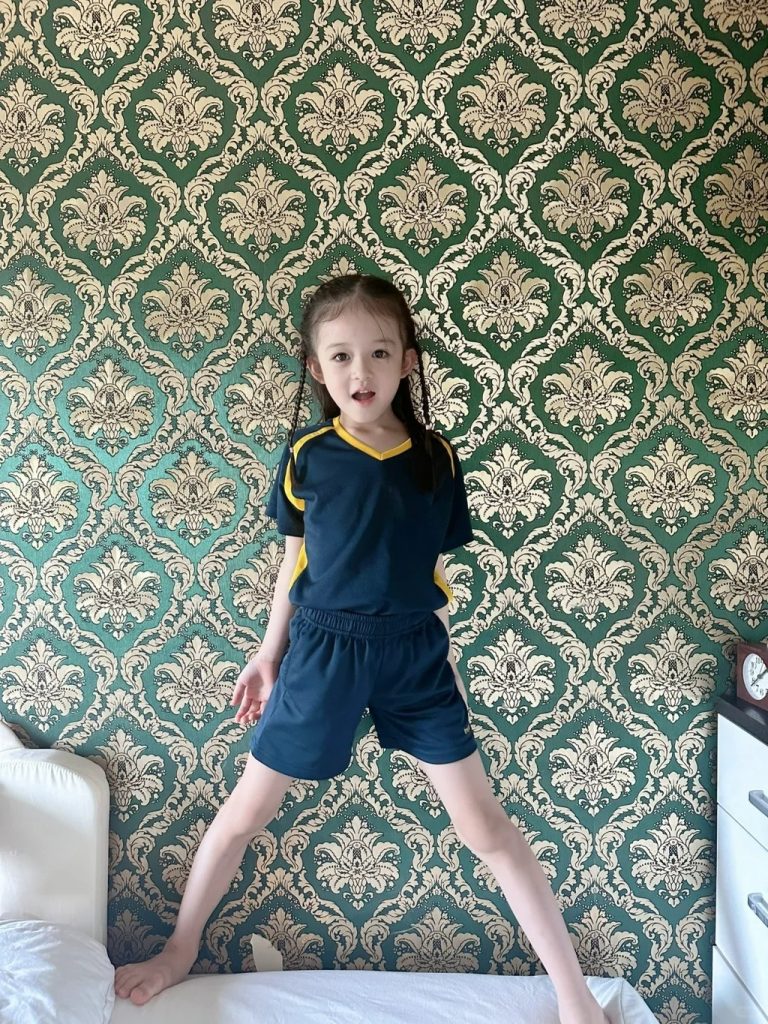 賈曉晨 小飯兜 子女教養 育兒 港孩