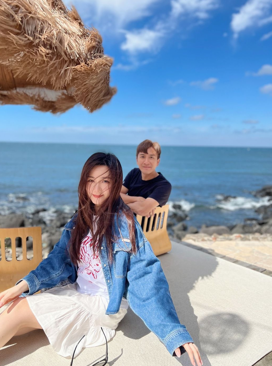 湯洛雯與馬國明最近結伴加拿大度假散心。(圖片：IG@roxannetong)