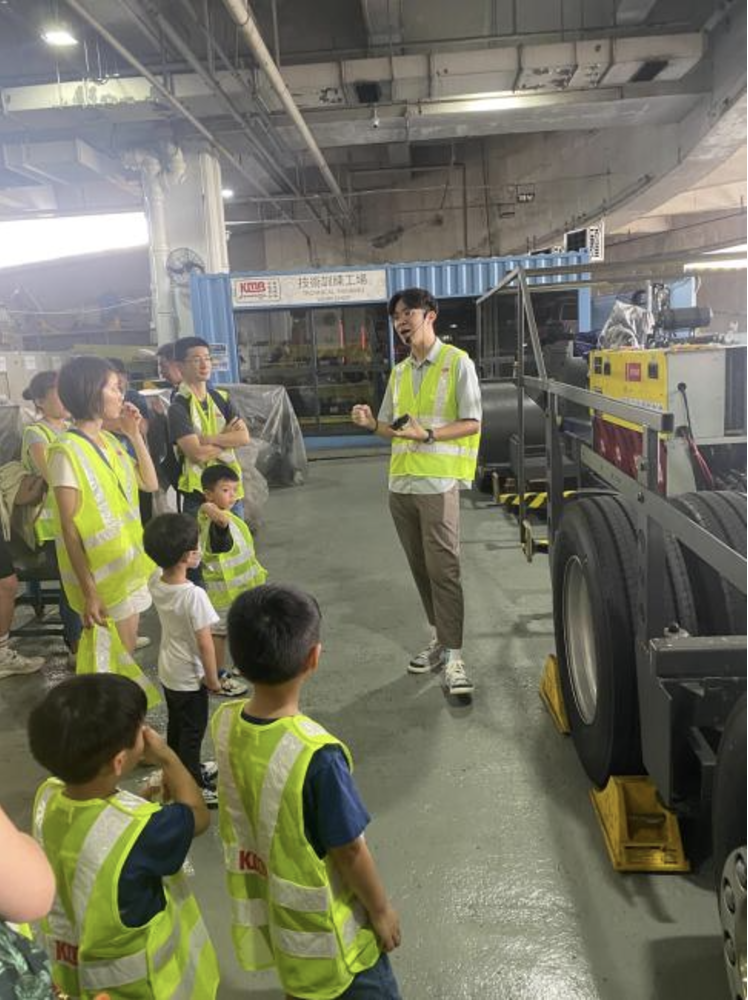 參觀巴士廠 九巴車廠 親子好去處