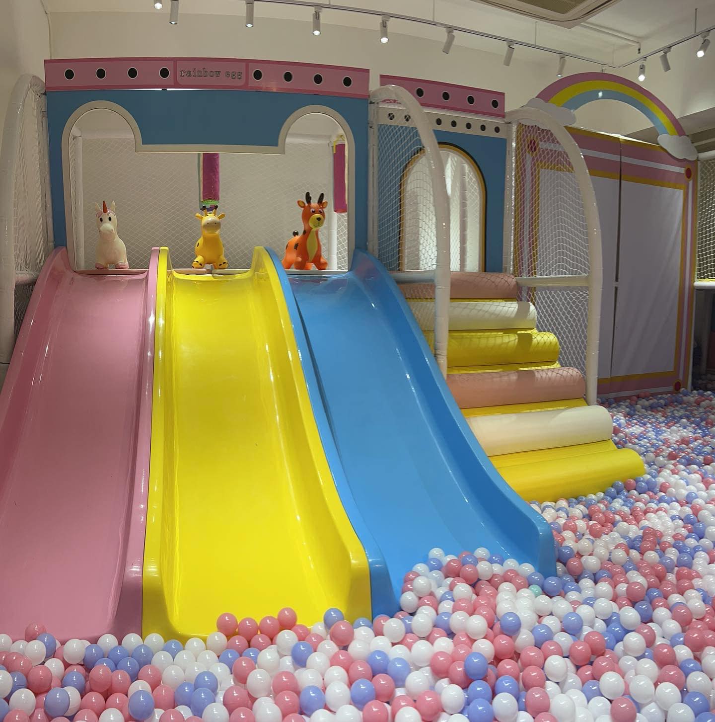 Rainbow Egg Playhouse彩虹蛋兒童遊樂場