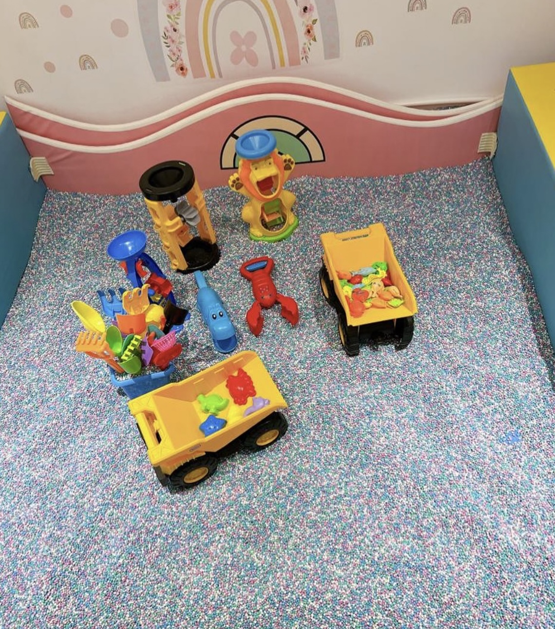 Rainbow Egg Playhouse彩虹蛋兒童遊樂場
