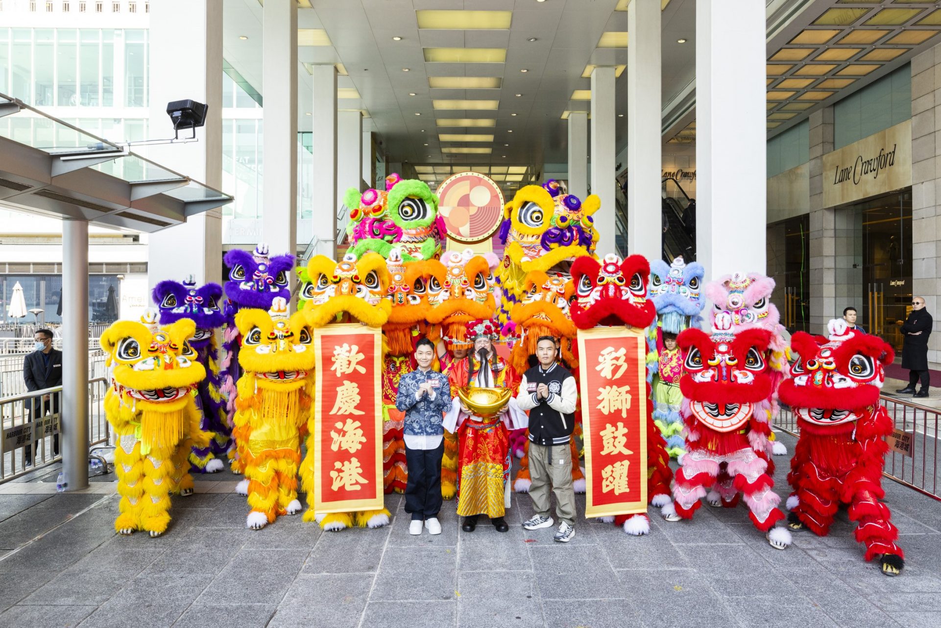 海港城「彩獅鼓躍」農曆新年佈置