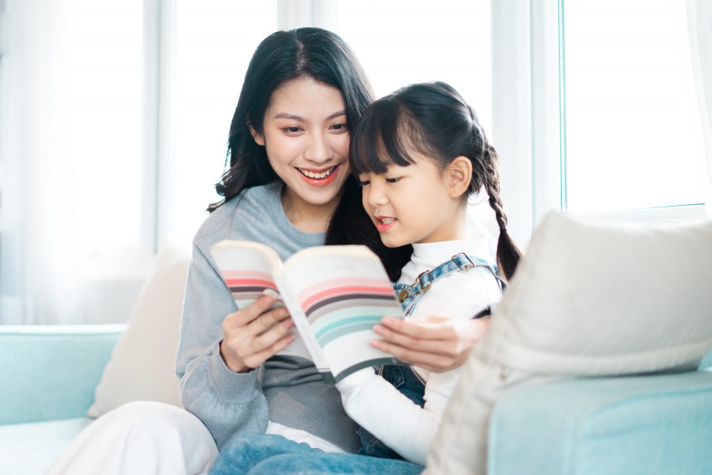 鍾嘉欣 育兒 學中文 中文認字